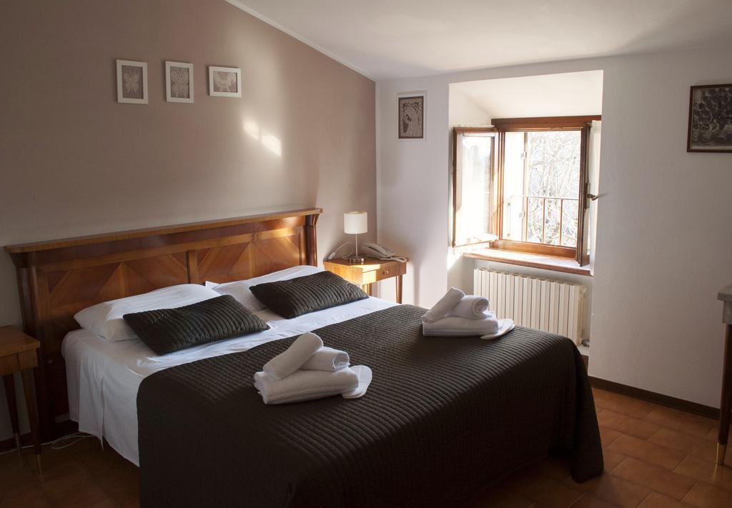 Boutique Hotel Corte Malaspina Castelnuovo del Garda Exteriör bild